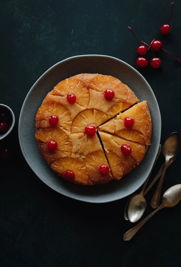 Photo taken from Pinterest, which will help me take better photos of my own pineapple cake in the future.