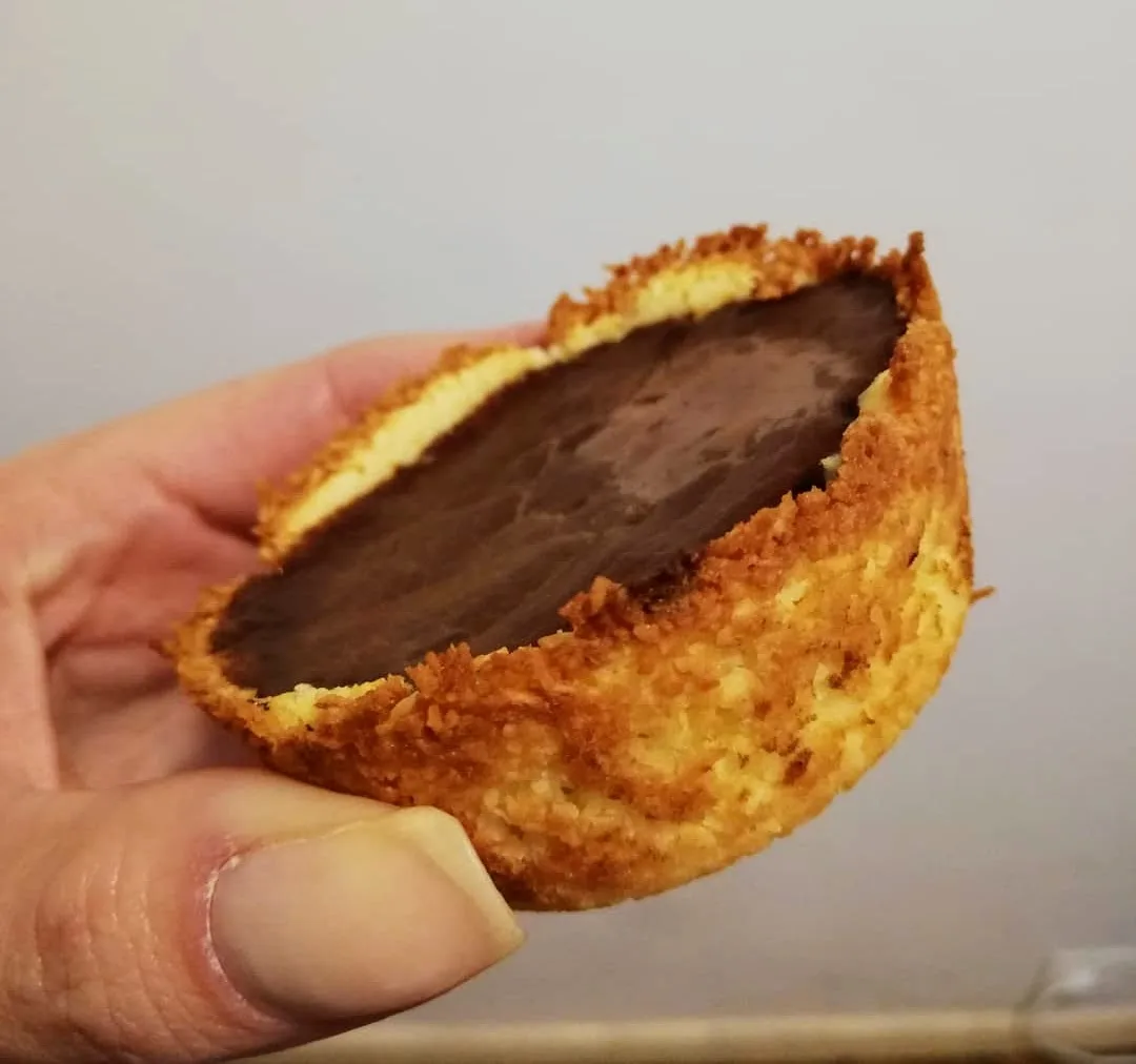 Mini tartaletas de coco y crema de chocolate. Sin harinas ni azúcar